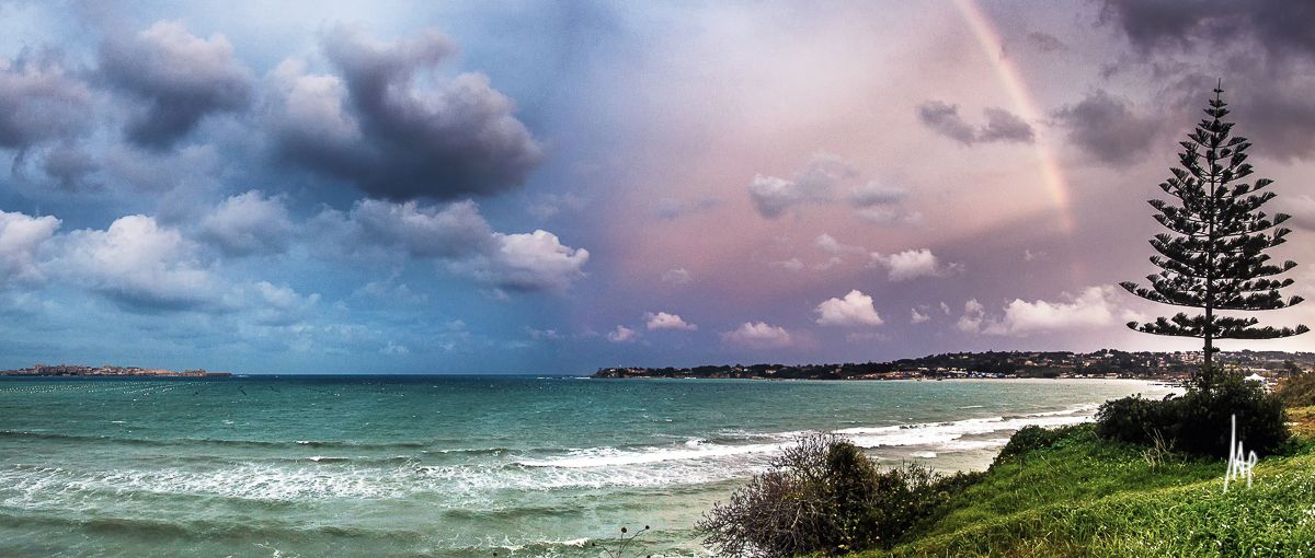 Arcobaleno sul porto grande di Siracusa