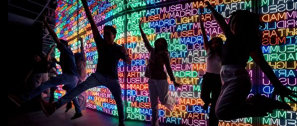Jumping, Light Art Museum Madrid