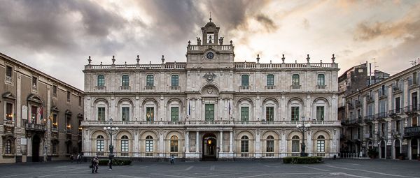 Catania, Piazza Universita'