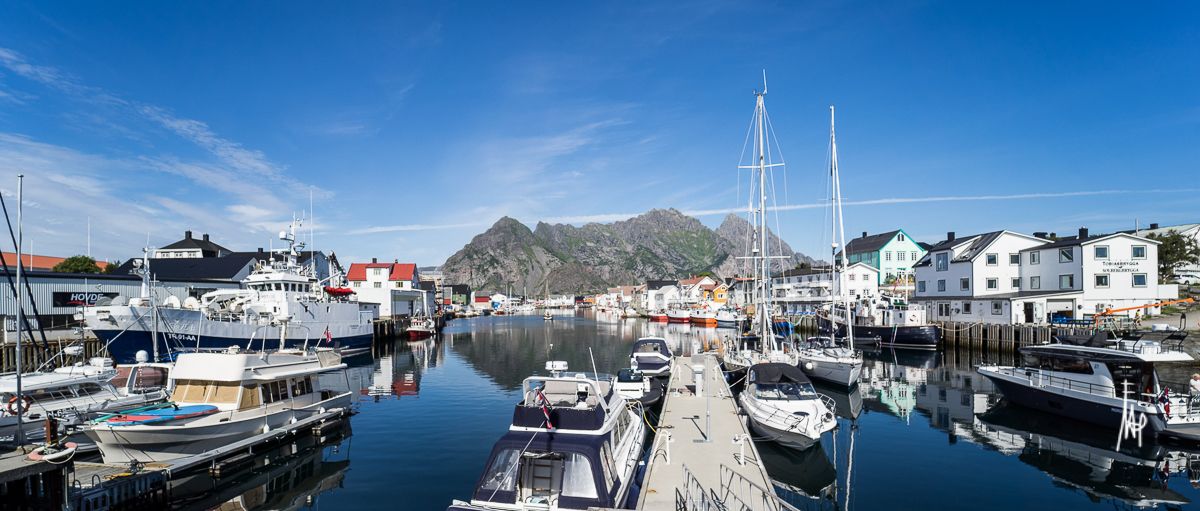 Henningsvaer