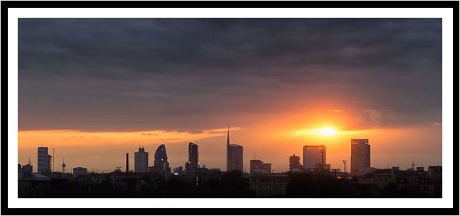 Milano Skyline - Tutto per una ragione