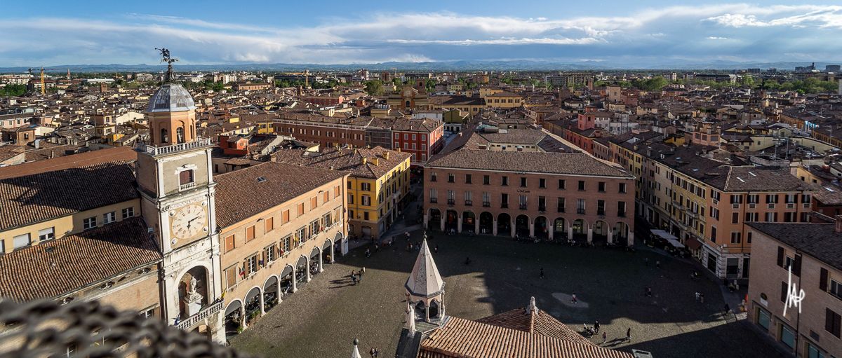 Modena city center